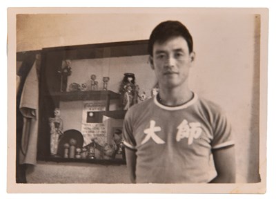 代表臺灣師大參加大專盃足球賽榮獲冠軍留影